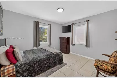 1230 NW 84th Ter, Miami, FL 33147 - Photo 13