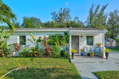 1230 NW 84th Ter, Miami, FL 33147 - Photo 3