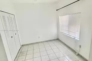 1922 NW 4th St, Miami, FL 33125 - Photo 3