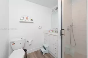 334 NE 100th St, Miami Shores, FL 33138 - Photo 23
