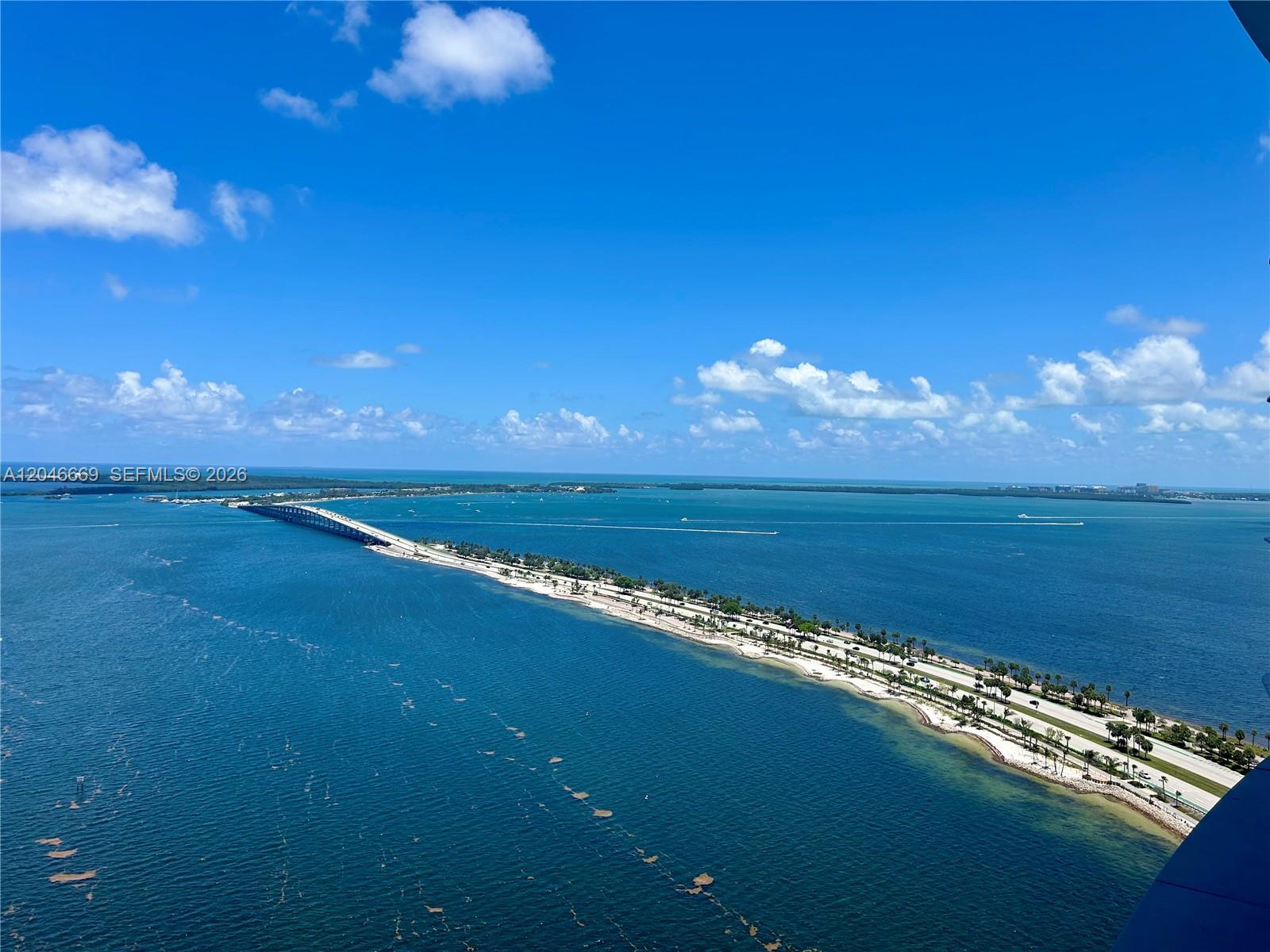 175 SE 25th Rd #2804 - 175 SE 25th Rd #2804, Miami, FL 33129 Luxury Property | Jose Angel Pina