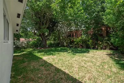 8318 NE 3rd Ct, Miami, FL 33138 - Photo 51