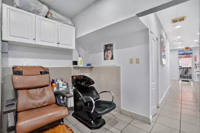 Prime Little Havana Full-Service Beauty Salon For Sale, Miami, FL 33125 - Photo 11