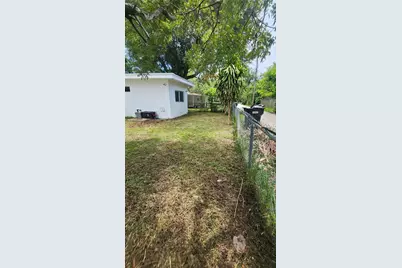 2174 NE 182nd St, North Miami Beach, FL 33162 - Photo 21
