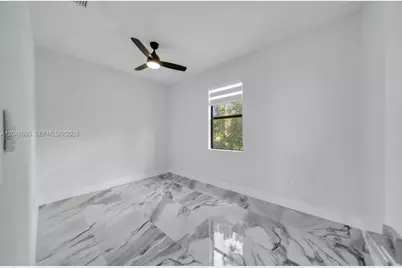 204 E 10th St, Lehigh Acres, FL 33972 - Photo 17
