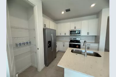4286 Efendi Drive, Lantana, FL 33462 - Photo 5