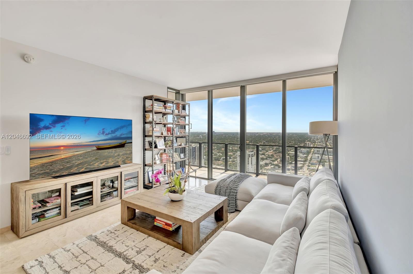88 SW 7th St #3604 - 88 SW 7th St #3604, Miami, FL 33130 Luxury Property | Jose Angel Pina