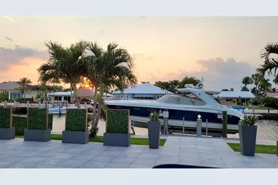 966 SE 9th Ave, Pompano Beach, FL 33060 - Photo 1