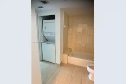 1750 N Bayshore Dr #5105, Miami, FL 33132 - Photo 11