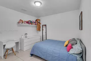 801 NW 17th Ct, Miami, FL 33125 - Photo 33