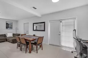 801 NW 17th Ct, Miami, FL 33125 - Photo 15