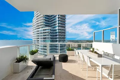 50 S Pointe Dr #2702, Miami Beach, FL 33139 - Photo 13