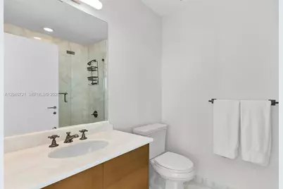 50 S Pointe Dr #2702, Miami Beach, FL 33139 - Photo 11