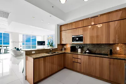 50 S Pointe Dr #2702, Miami Beach, FL 33139 - Photo 7