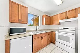 20117 SW 88th Ct, Cutler Bay, FL 33189 - Photo 15