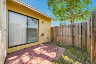 20117 SW 88th Ct, Cutler Bay, FL 33189 - Photo 5