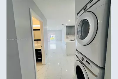 12526 NW 11th Trl #207, Miami, FL 33182 - Photo 11