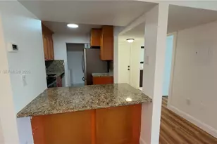469 NE 207th Ln, Miami, FL 33179 - Photo 13