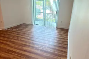 469 NE 207th Ln, Miami, FL 33179 - Photo 13