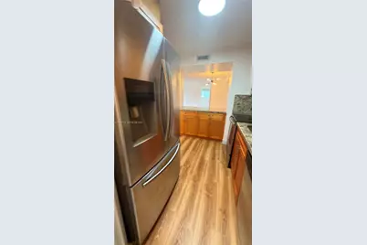 469 NE 207th Ln #101, Miami, FL 33179 - Photo 5