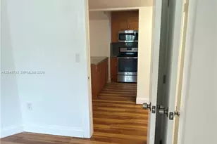 469 NE 207th Ln, Miami, FL 33179 - Photo 15