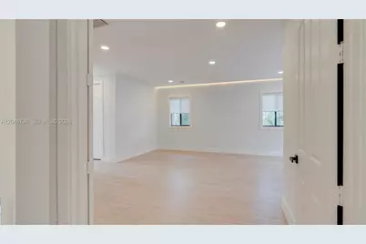 7956 SW 195th St, Cutler Bay, FL 33157 - Photo 35