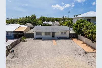 16 Fishermans Trl, Key Largo, FL 33037 - Photo 1