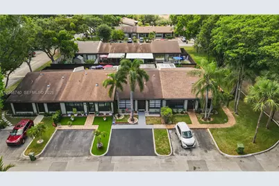 10311 Laurel Ct, Pembroke Pines, FL 33026 - Photo 69