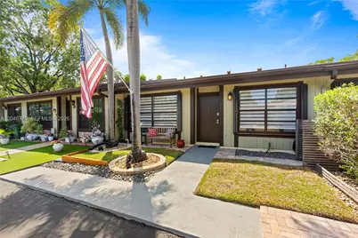 10311 Laurel Ct, Pembroke Pines, FL 33026 - Photo 51