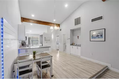 10311 Laurel Ct, Pembroke Pines, FL 33026 - Photo 37