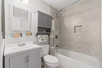 10311 Laurel Ct, Pembroke Pines, FL 33026 - Photo 31