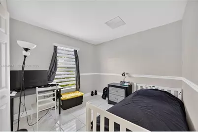 738 SW 7th Ter, Florida City, FL 33034 - Photo 21