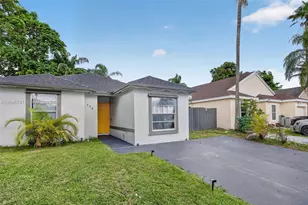 738 SW 7th Terrace, Florida City, FL 33034 - Photo 3
