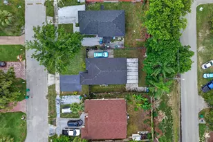 738 SW 7th Terrace, Florida City, FL 33034 - Photo 35