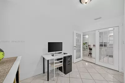 738 SW 7th Ter, Florida City, FL 33034 - Photo 15