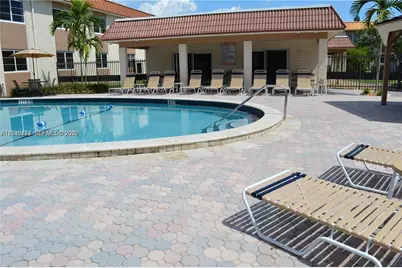 9 NE 19th Ct #204C, Wilton Manors, FL 33305 - Photo 11