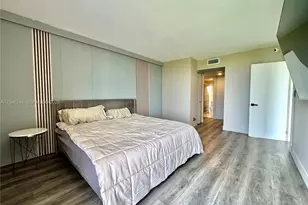 20379 W Country Club Dr, Aventura, FL 33180 - Photo 17