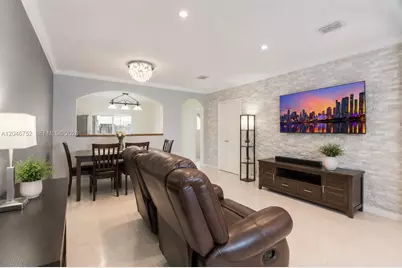 3539 W 76th St #6, Hialeah, FL 33018 - Photo 3