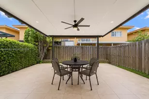 3539 W 76th St, Hialeah, FL 33018 - Photo 11