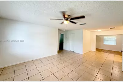 12096 Dolphin Dr, Palm Beach Gardens, FL 33410 - Photo 3