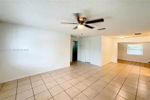 12096 Dolphin Dr, Palm Beach Gardens, FL 33410 - Photo 3