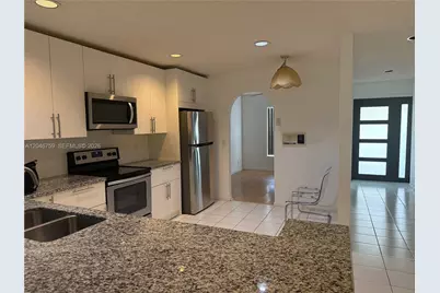 2444 Stonegate Dr, Wellington, FL 33414 - Photo 9