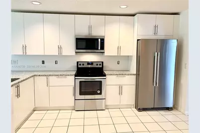 2444 Stonegate Dr, Wellington, FL 33414 - Photo 7