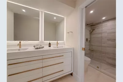 1111 Crandon Blvd #C1104, Key Biscayne, FL 33149 - Photo 13