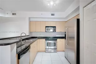 6851 SW 44th St, Miami, FL 33155 - Photo 7