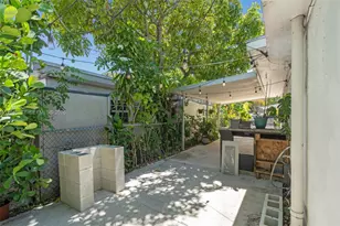 13625 NE 20th Pl, North Miami Beach, FL 33181 - Photo 39