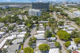 13625 NE 20th Pl, North Miami Beach, FL 33181 - Photo 31