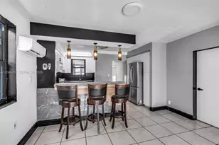 13625 NE 20th Pl, North Miami Beach, FL 33181 - Photo 11
