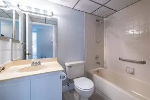 10789 W Clairmont Cir, Tamarac, FL 33321 - Photo 13