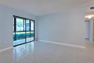 10789 W Clairmont Cir, Tamarac, FL 33321 - Photo 23